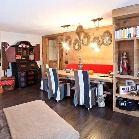 Chesa La Posta Apartment