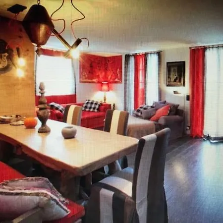 Chesa La Posta Apartment Samedan